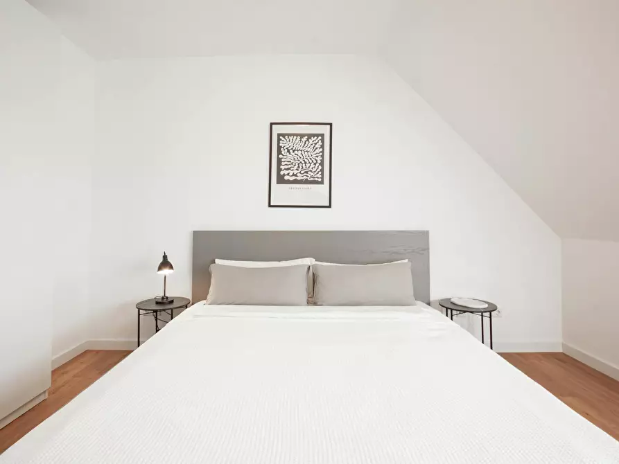 Immagine 10 di Appartamento in affitto  in Eckampstraße a Düsseldorf
