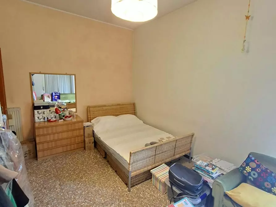 Immagine 3 di Camera in affitto  in Via Apuania a Roma