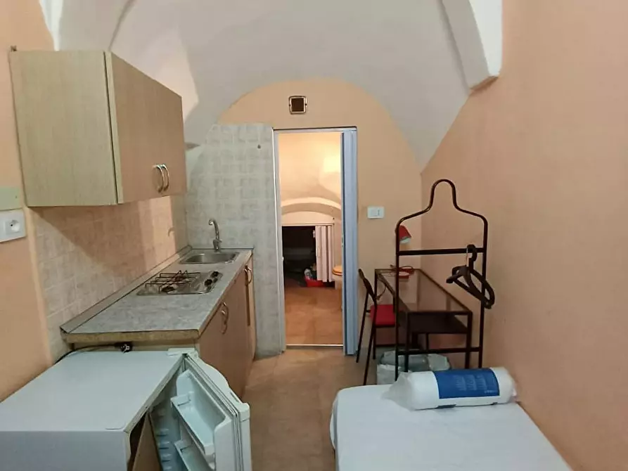 Immagine 2 di Appartamento in affitto  in Via Santa Chiara a Napoli