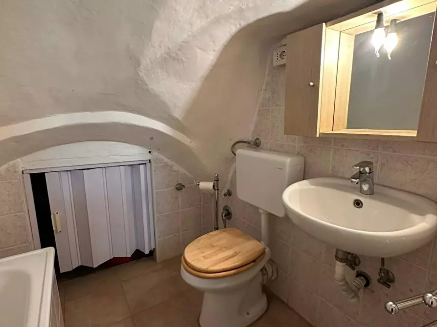 Immagine 3 di Appartamento in affitto  in Via Santa Chiara a Napoli