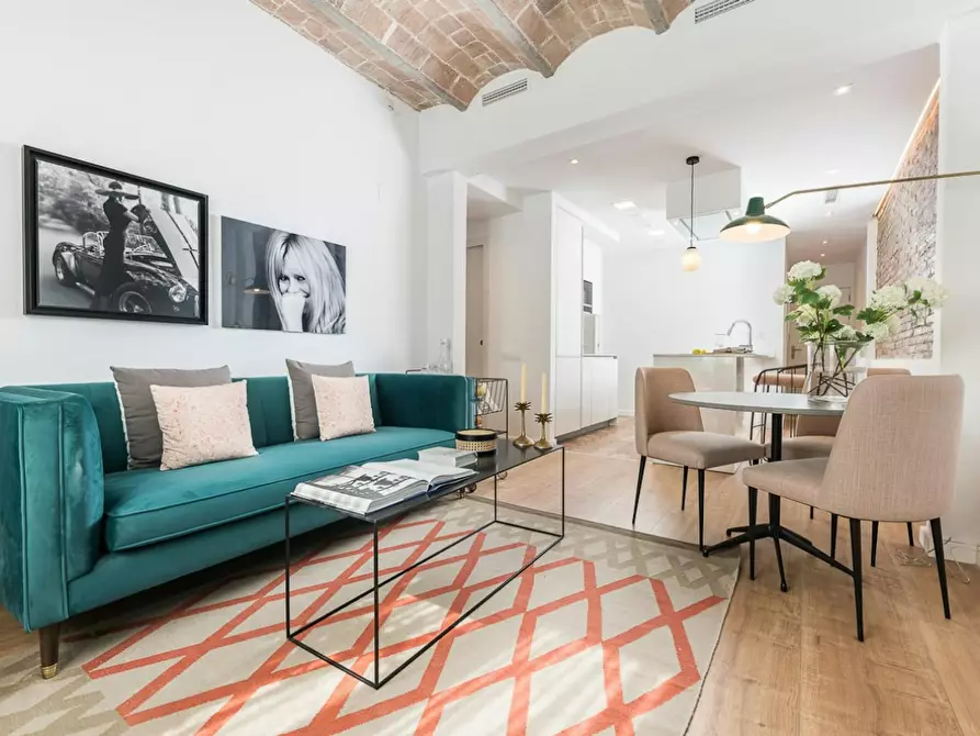 Immagine 2 di Appartamento in affitto  in Carrer de Bordeus a Barcelona