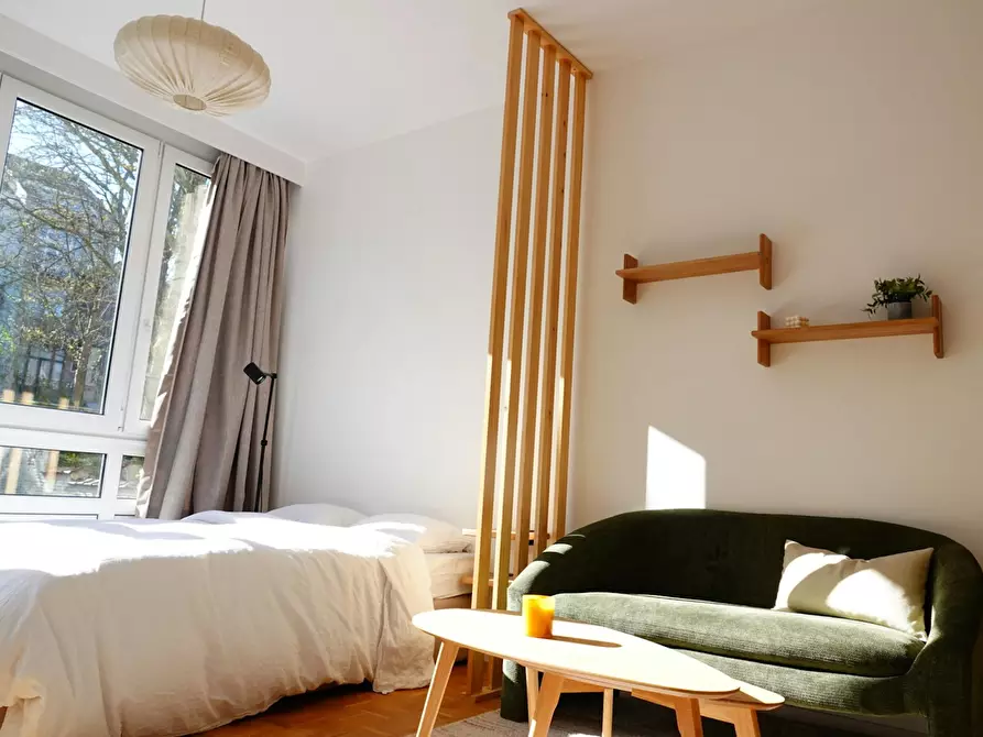 Immagine 4 di Appartamento in affitto  in Rue Souveraine a Ixelles