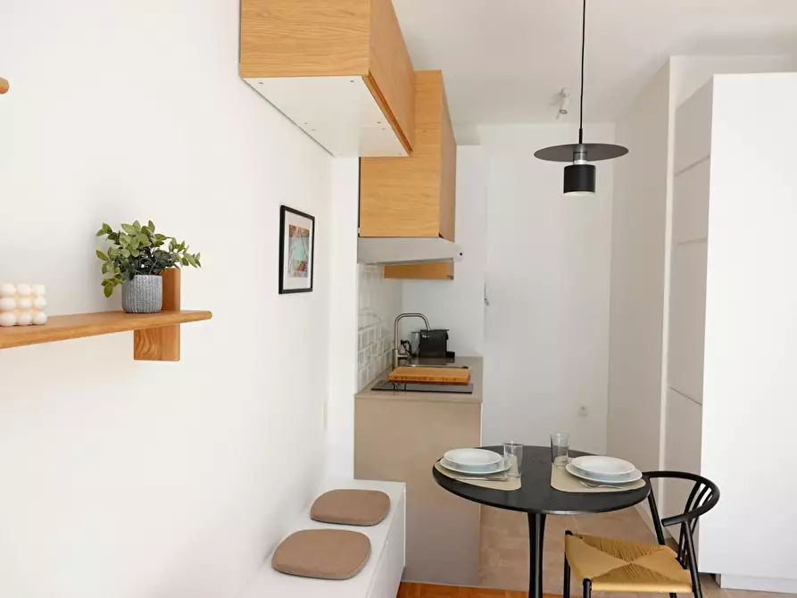 Immagine 5 di Appartamento in affitto  in Rue Souveraine a Ixelles