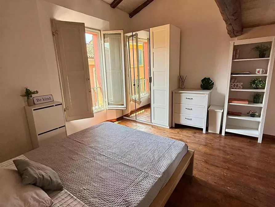 Immagine 8 di Camera in affitto  in Via Giuseppe Petroni a Bologna