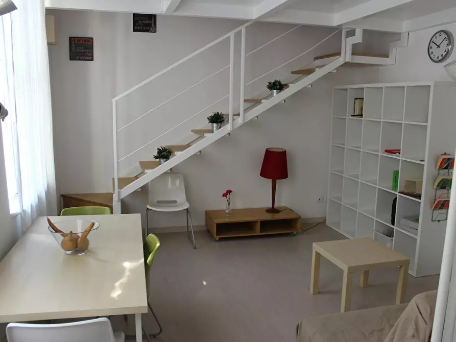 Immagine 1 di Camera condivisa in affitto  in Via Lambrate a Milano