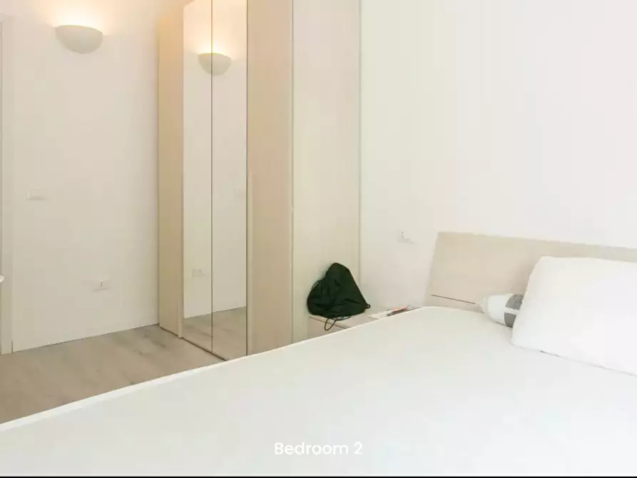 Immagine 4 di Camera in affitto  in Via Francesco Caracciolo a Milano