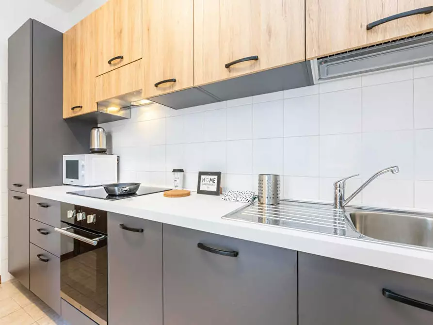 Immagine 10 di Camera in affitto  in Viale dell'Innovazione a Milano