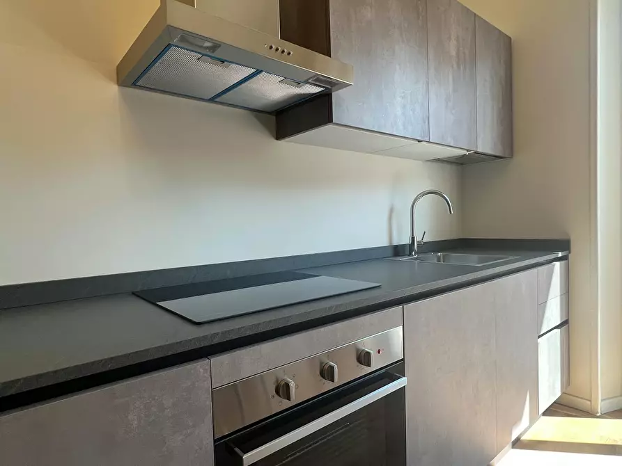 Immagine 6 di Appartamento in affitto  in Via Sofonisba Anguissola a Milano