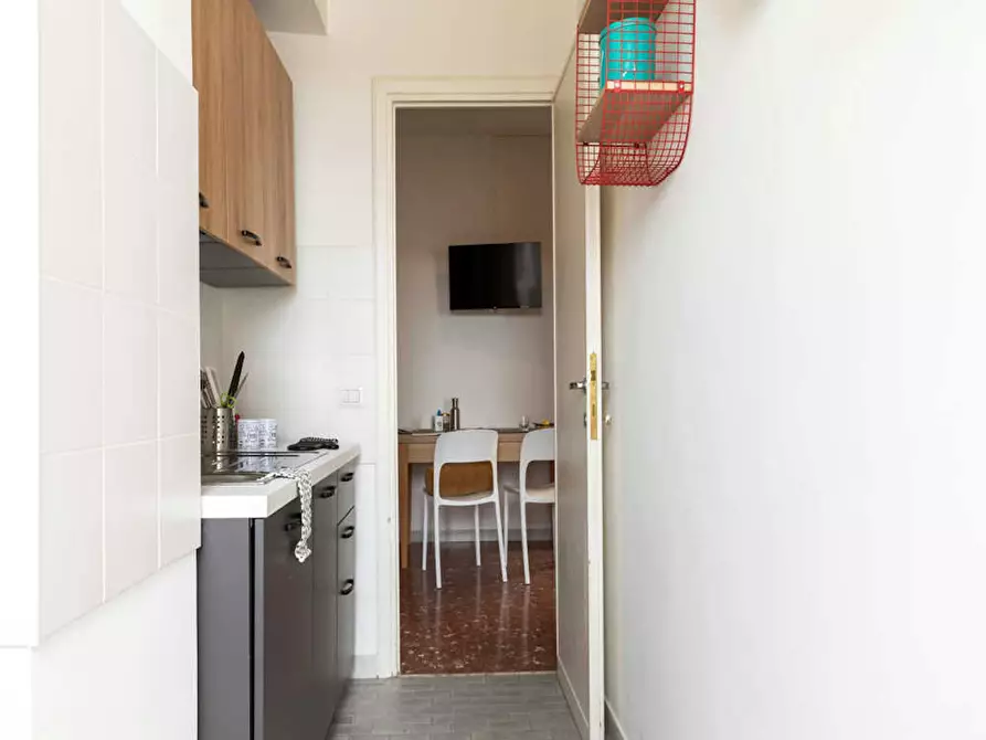 Immagine 10 di Camera in affitto  in Via degli Ortaggi a Roma