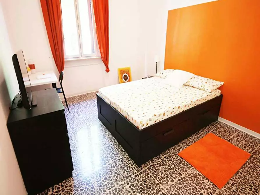 Immagine 8 di Camera in affitto  in Viale Abruzzi a Milano