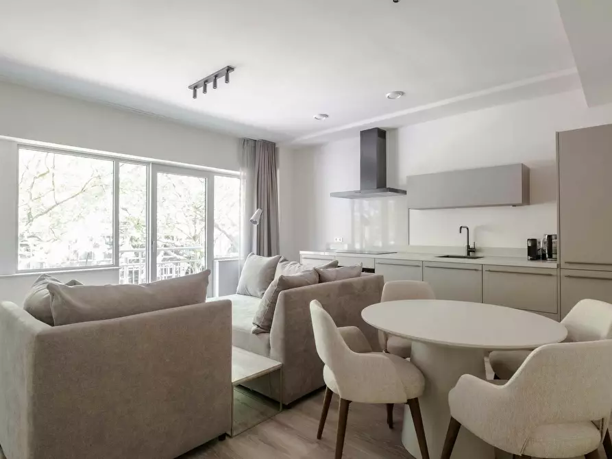 Immagine 1 di Appartamento in affitto  in Mathenesserlaan a Rotterdam