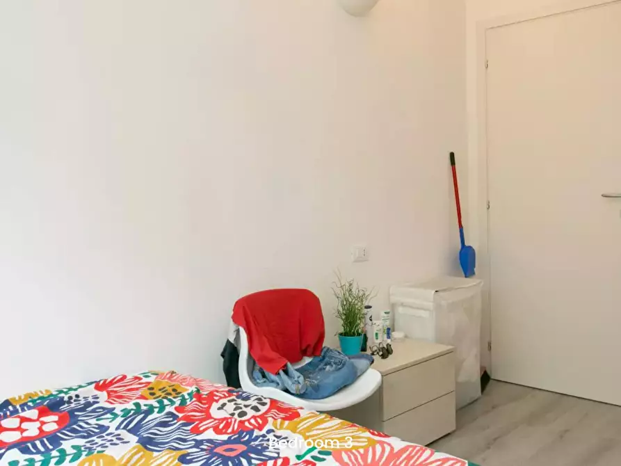 Immagine 3 di Camera in affitto  in Via Francesco Caracciolo a Milano