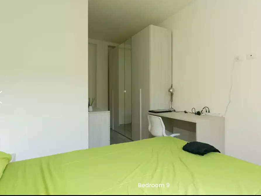 Immagine 3 di Camera in affitto  in Via Francesco Caracciolo a Milano