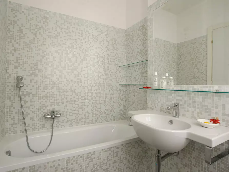 Immagine 3 di Camera in affitto  in Via dei Savorelli a Roma