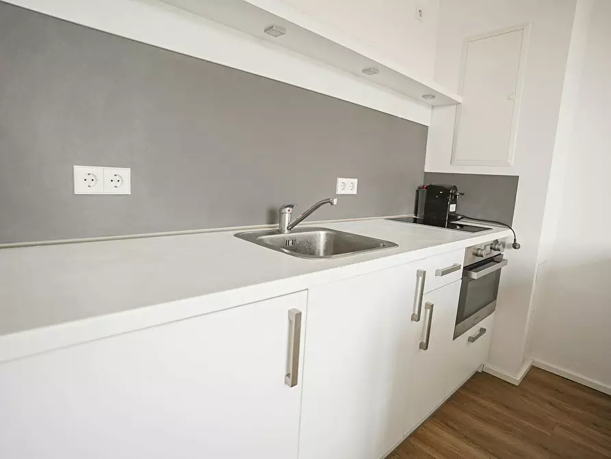Immagine 1 di Appartamento in affitto  in Nordbahnhofstraße a Stuttgart Stuttgart-Nord