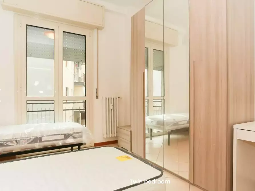 Immagine 2 di Camera condivisa in affitto  in Via Umberto Fogagnolo a Sesto San Giovanni