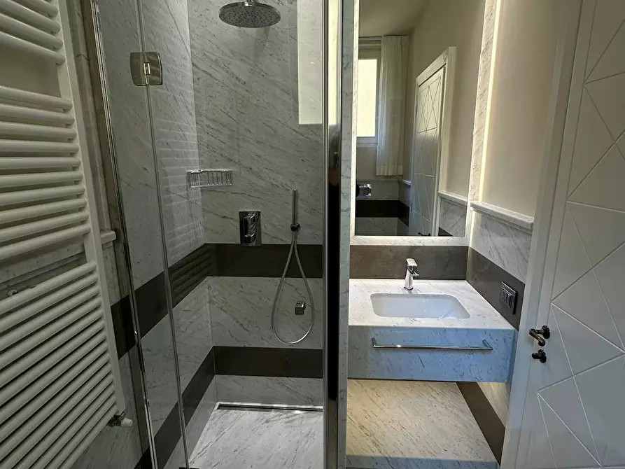 Immagine 9 di Appartamento in affitto  in Via dei Brunelleschi a Firenze