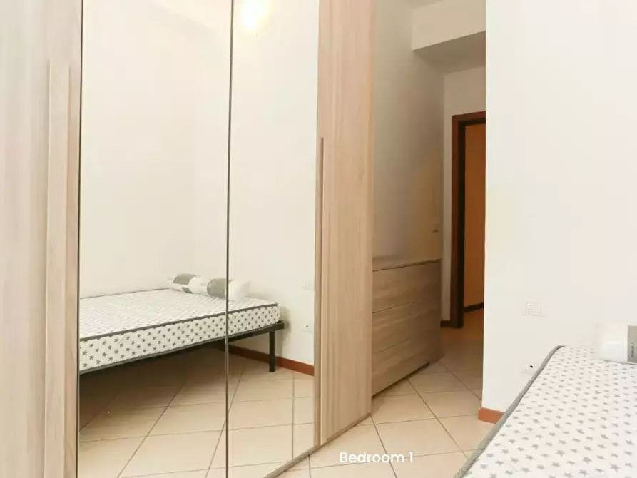 Immagine 4 di Camera in affitto  in Via Umberto Fogagnolo a Sesto San Giovanni