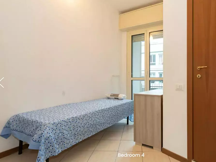 Immagine 1 di Camera in affitto  in Via Umberto Fogagnolo a Sesto San Giovanni