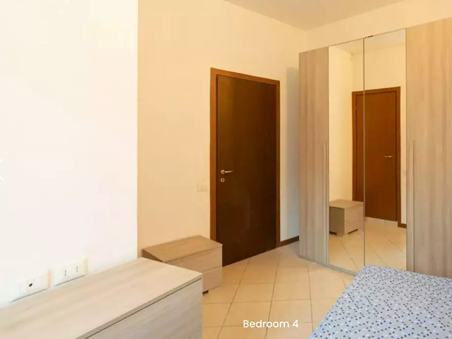 Immagine 4 di Camera in affitto  in Via Umberto Fogagnolo a Sesto San Giovanni