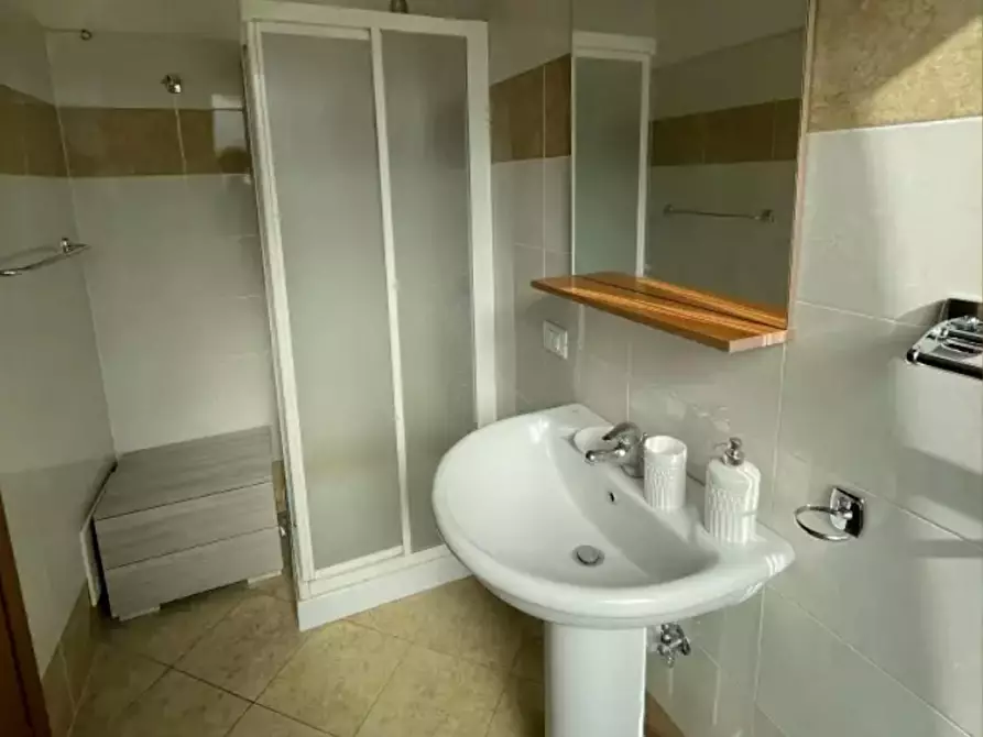 Immagine 9 di Camera in affitto  in Via Umberto Fogagnolo a Sesto San Giovanni