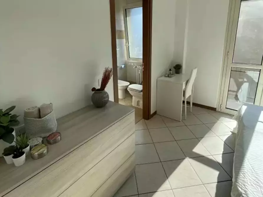 Immagine 5 di Camera in affitto  in Via Umberto Fogagnolo a Sesto San Giovanni