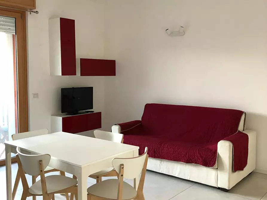 Immagine 4 di Casa indipendente in affitto  in Via Luigi Sordello a Milano