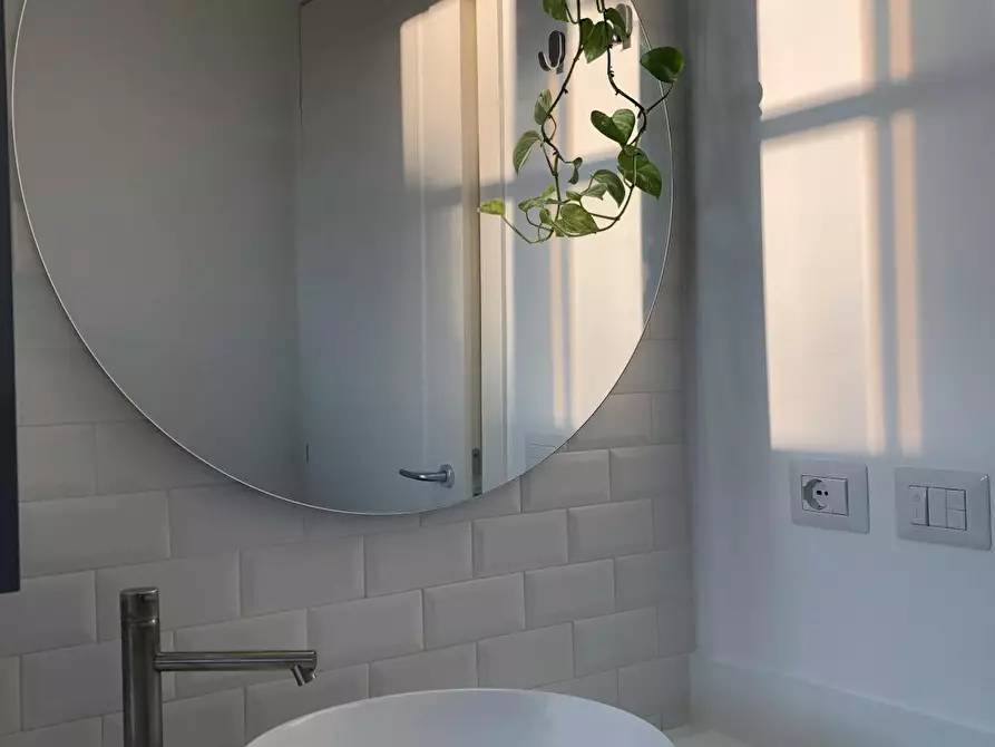 Immagine 8 di Casa indipendente in affitto  in Via Luigi Sordello a Milano