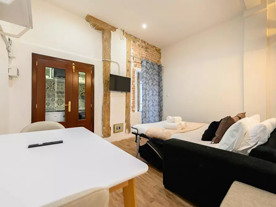 Immagine 10 di Appartamento in affitto  in Calle de Casto Plasencia a Madrid