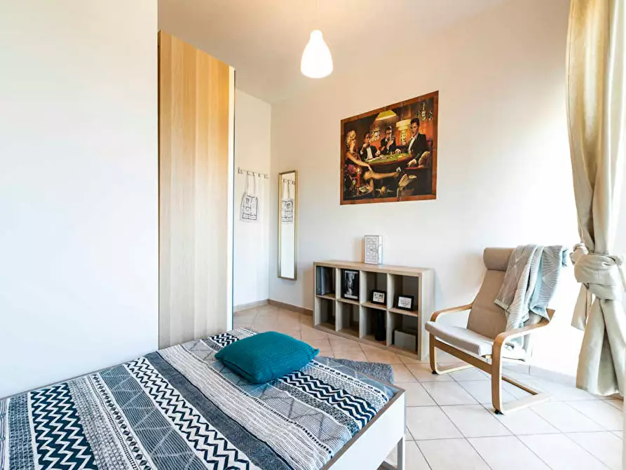 Immagine 10 di Camera in affitto  in Via Ginestre a Buccinasco