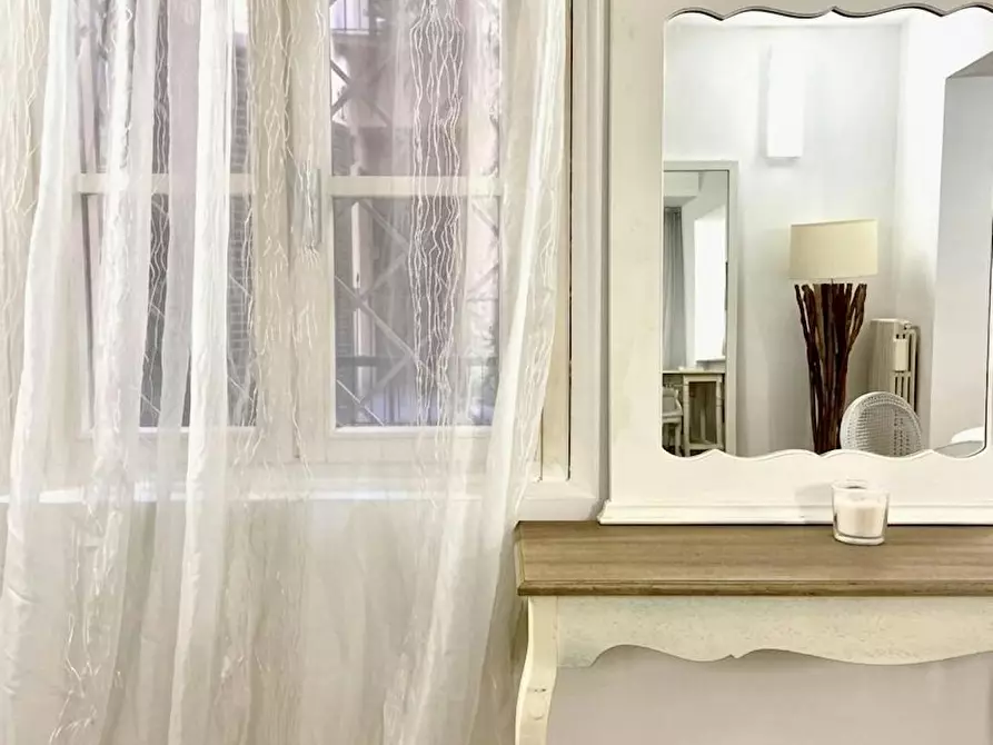 Immagine 7 di Appartamento in affitto  in Via Agnello a Milano