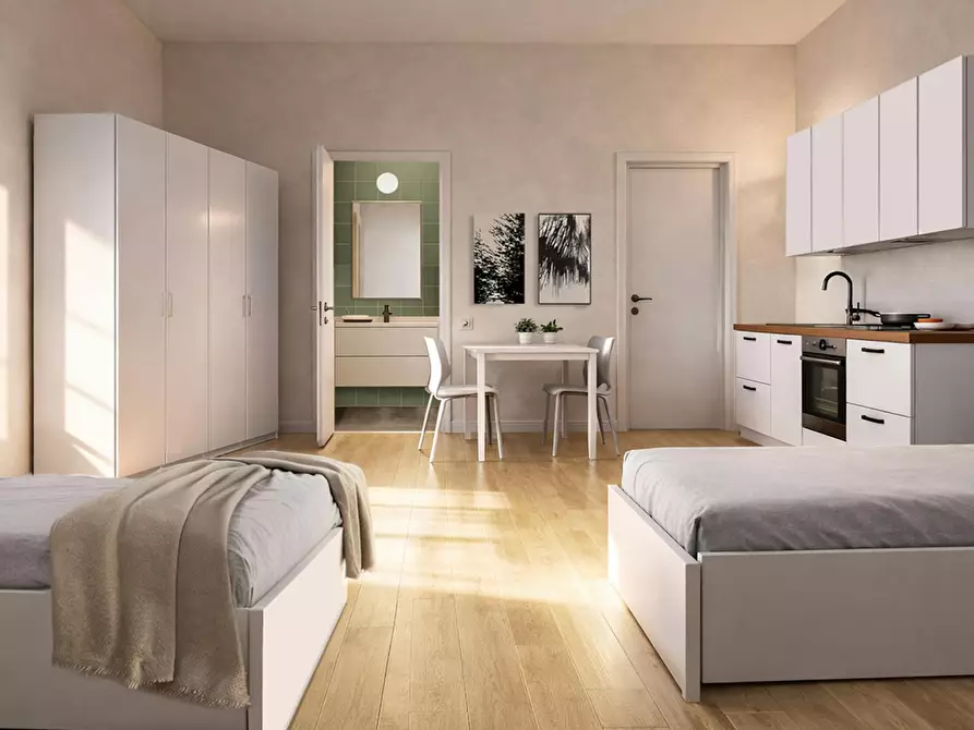 Immagine 1 di Camera condivisa in affitto  in Via Francesco Crispi a Trieste