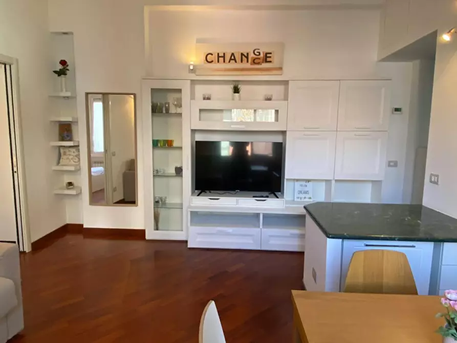 Immagine 2 di Appartamento in affitto  in Via Francesco de Sanctis a Milano