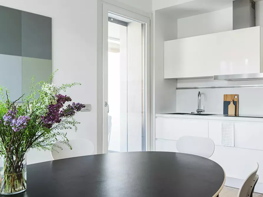 Immagine 10 di Appartamento in affitto  in Via dei Sormani a Milano