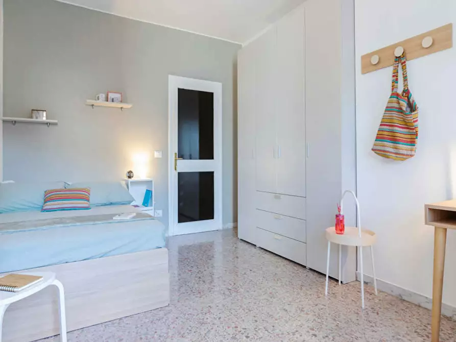 Immagine 6 di Camera in affitto  in Viale Etiopia a Roma