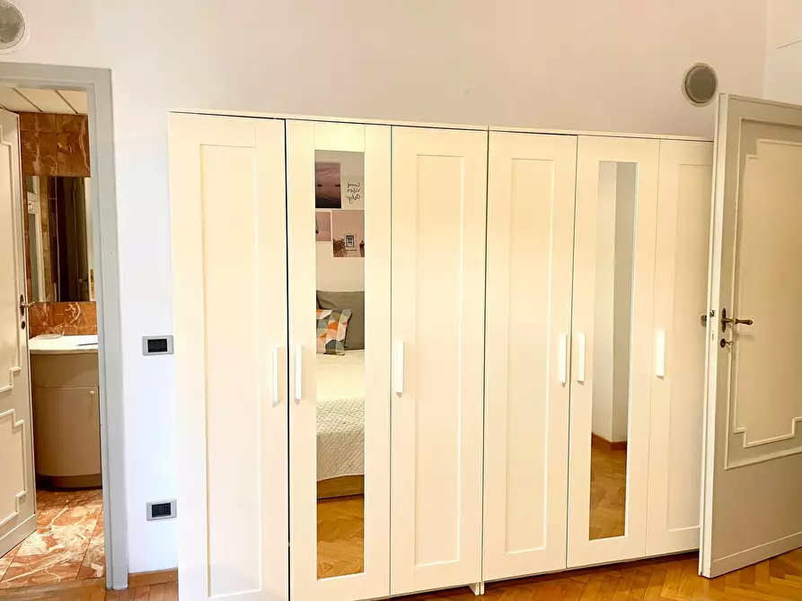 Immagine 2 di Camera in affitto  in Via Gustavo Modena a Firenze