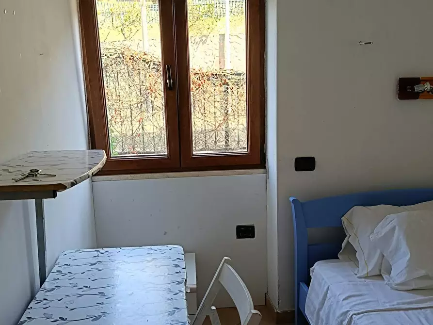 Immagine 6 di Camera in affitto  in Via Sirai a Cagliari