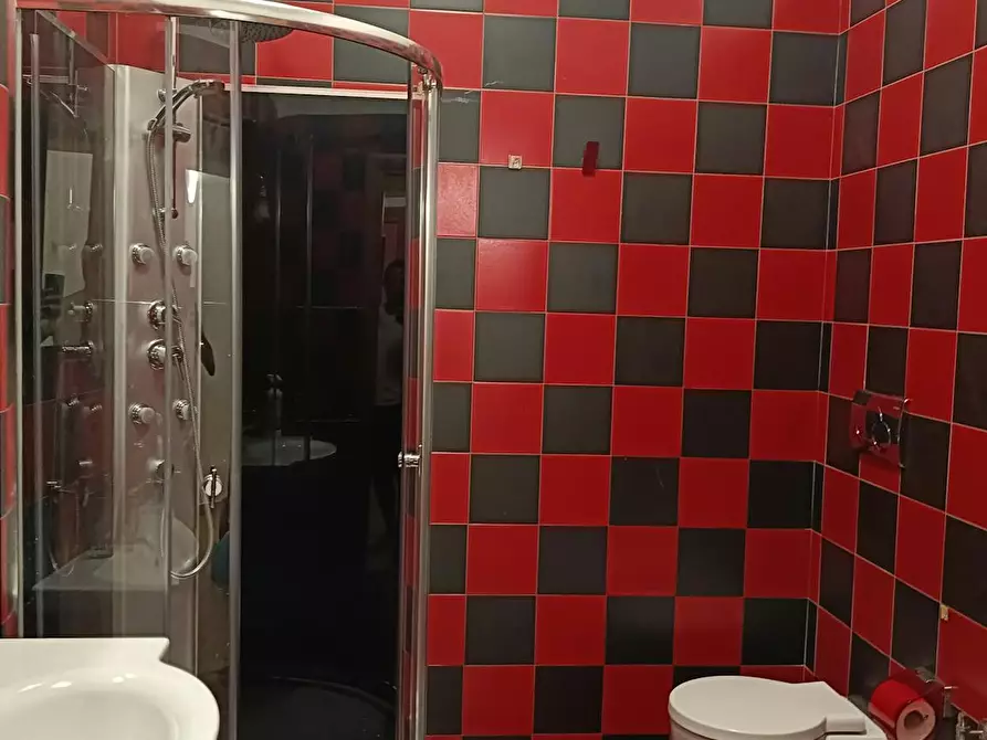 Immagine 4 di Camera in affitto  in Via Sirai a Cagliari