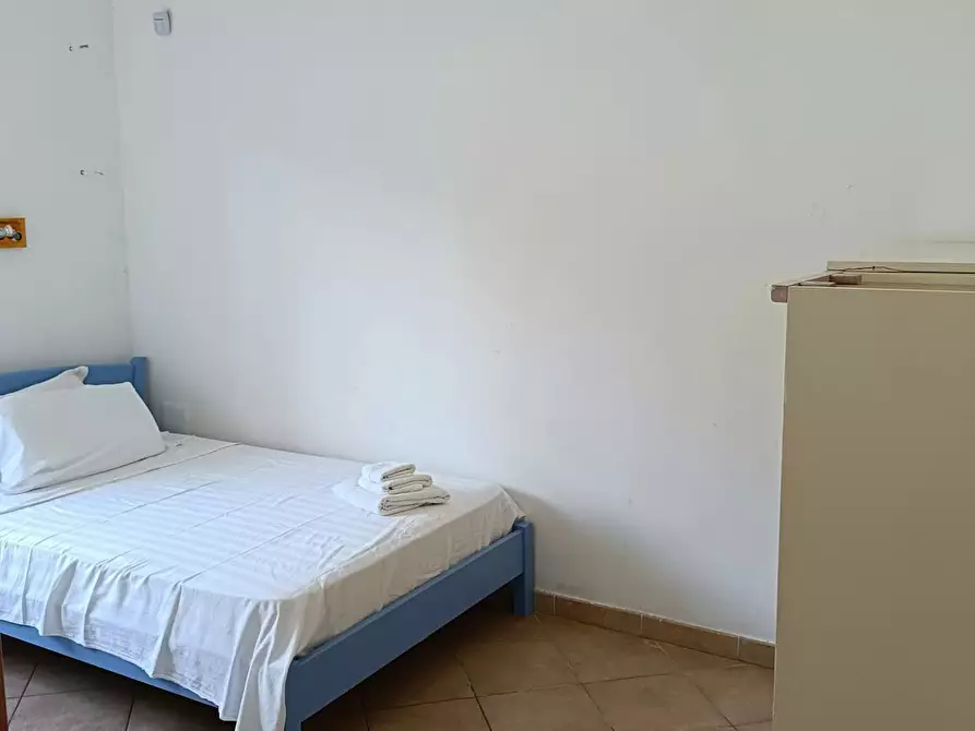 Immagine 7 di Camera in affitto  in Via Sirai a Cagliari