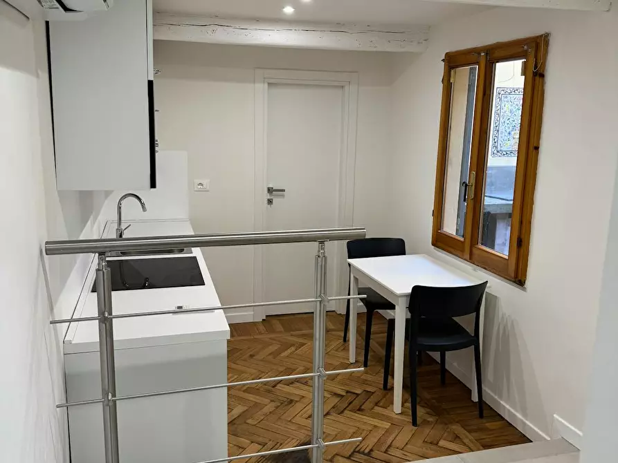 Immagine 10 di Casa indipendente in affitto  in Via Romana a Firenze