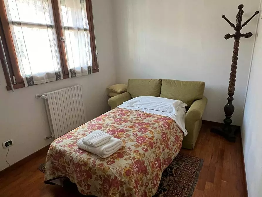 Immagine 10 di Appartamento in affitto  in Via Alberto Predieri a Firenze