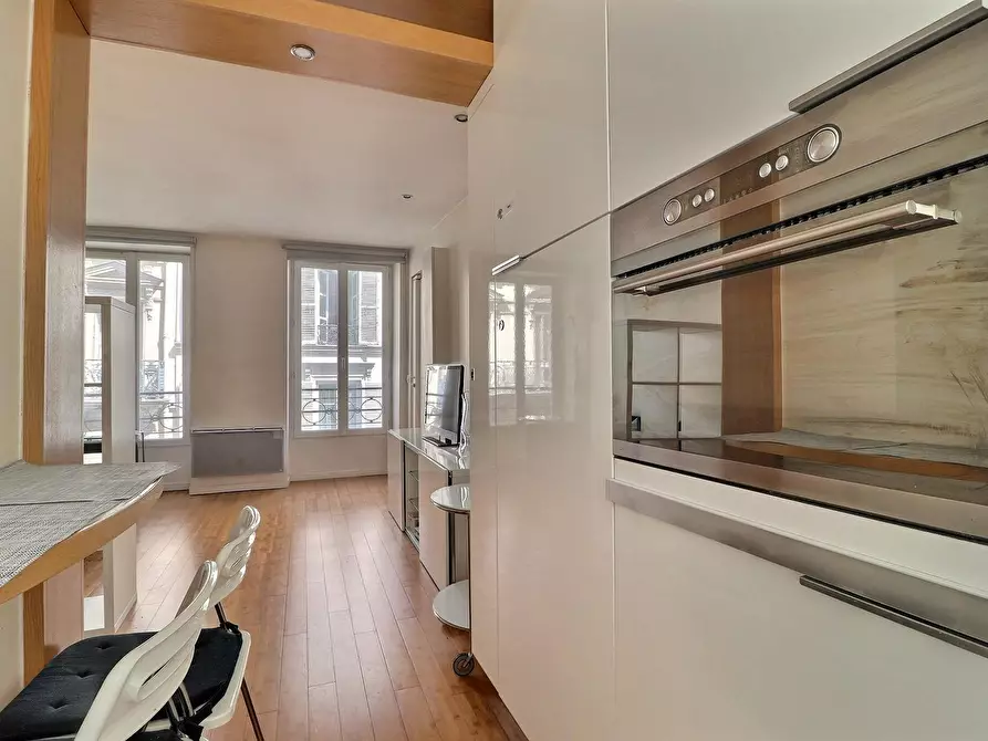 Immagine 7 di Appartamento in affitto  in Rue de Lancry a Paris