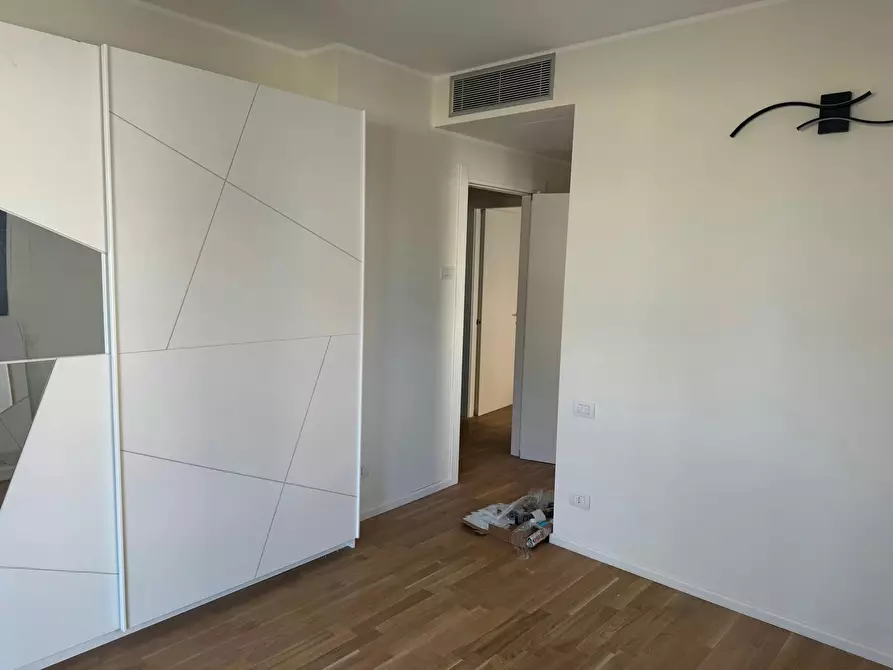 Immagine 10 di Appartamento in affitto  in Piazza Tirana a Milano