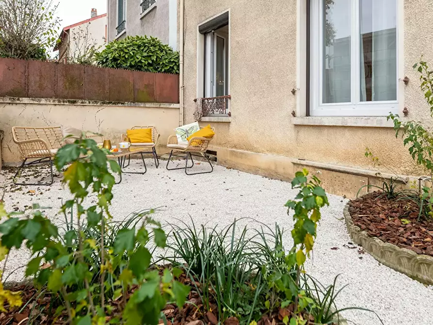Immagine 8 di Camera in affitto  in Avenue Jean Jaurès a Vénissieux