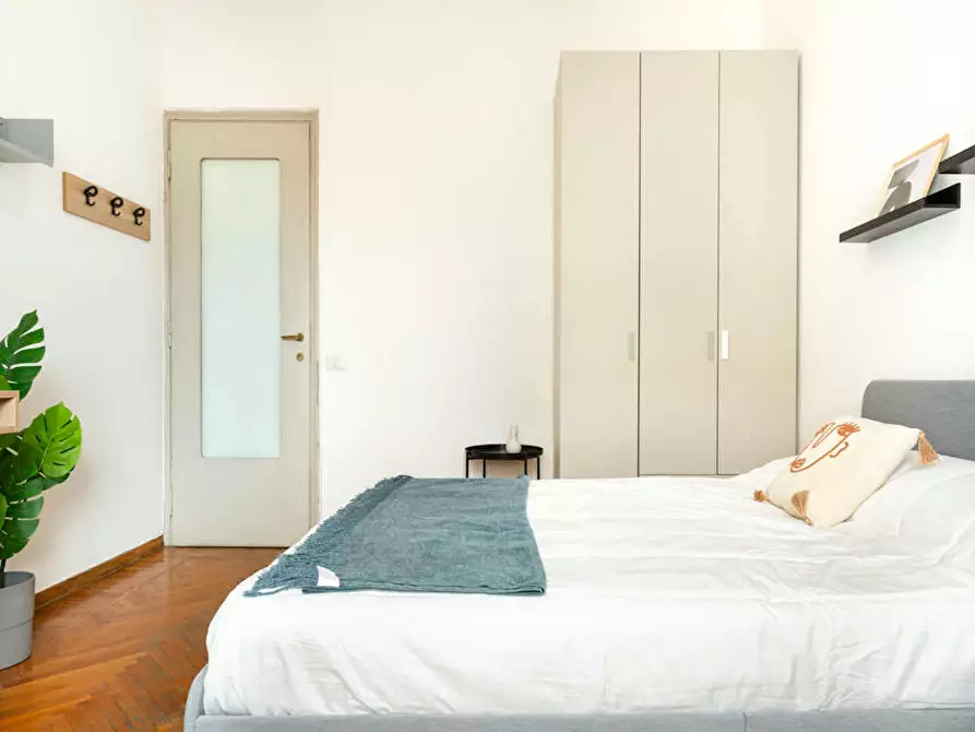 Immagine 2 di Camera in affitto  in Via Sebenico a Milano