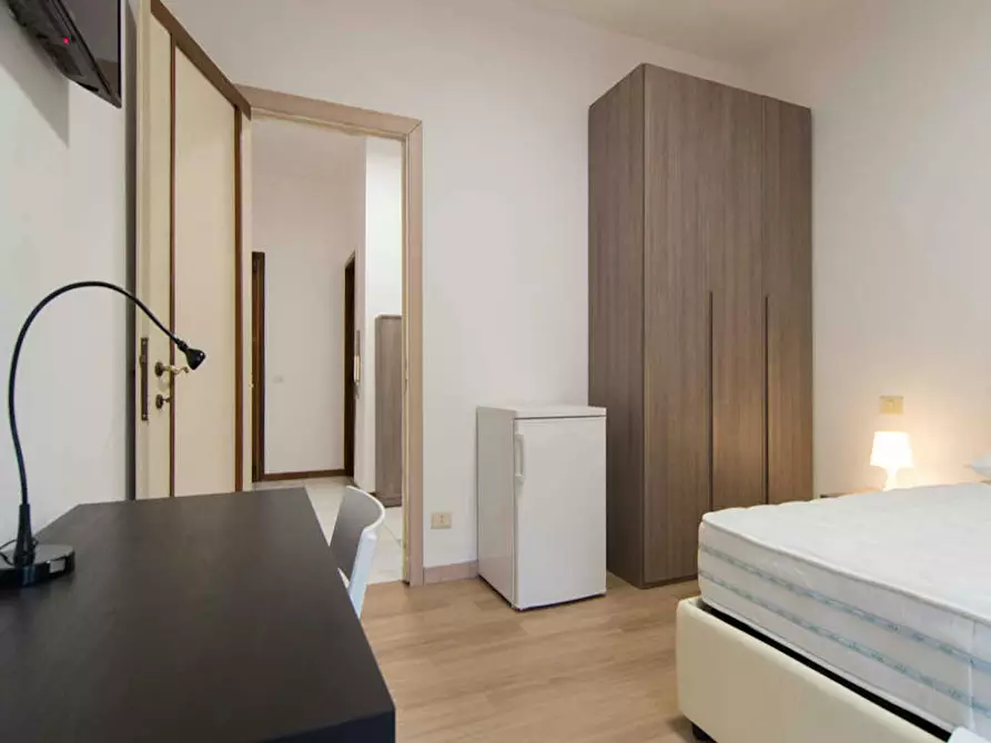 Immagine 2 di Camera in affitto  in Via Rodolfo Farneti a Milano