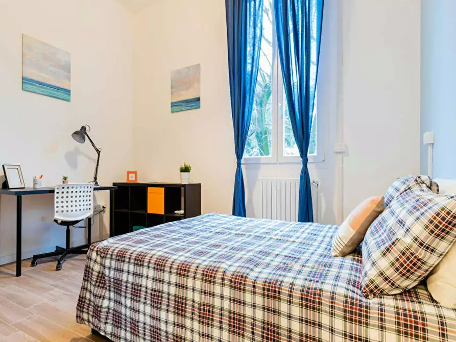 Immagine 2 di Camera in affitto  in Viale Alfredo Oriani a Bologna