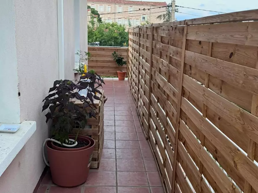 Immagine 9 di Appartamento in affitto  in Avenue Aviateur Poli a Marseille 08