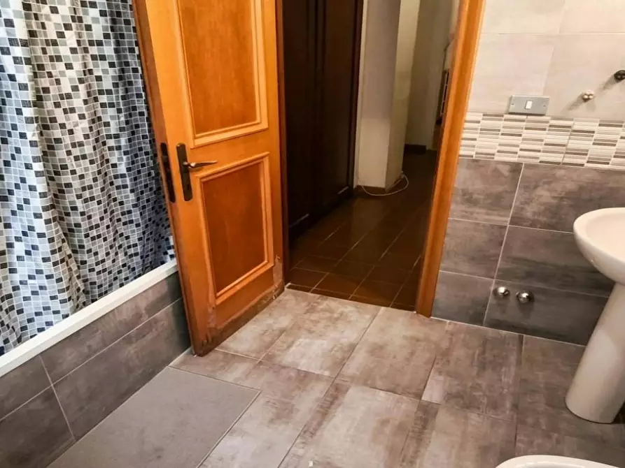 Immagine 5 di Camera in affitto  in Via Tiberio Imperatore a Roma