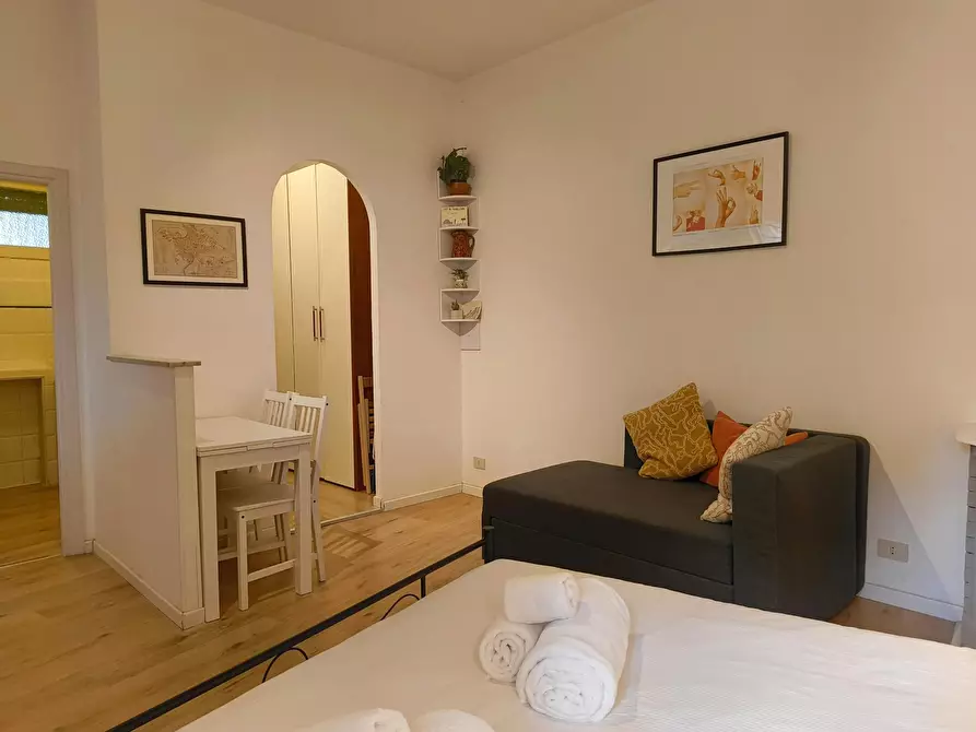 Immagine 5 di Casa indipendente in affitto  in Via Giovanni de Calvi a Roma